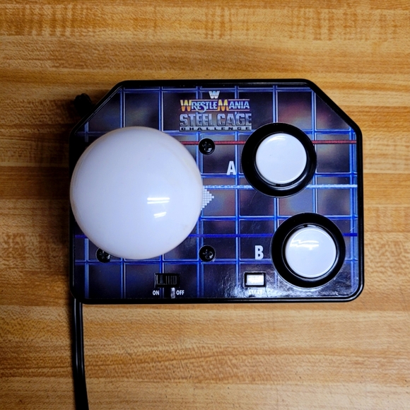 WrestleMania Steel Cage Challenge Play TV Game - Picture 1 of 7